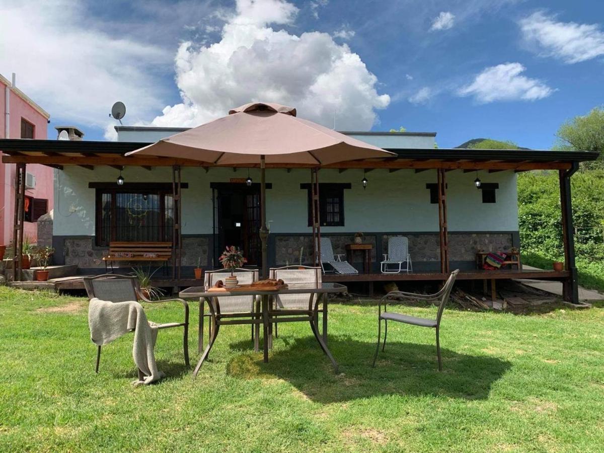 Hostal Isabella Tafí del Valle Eksteriør bilde